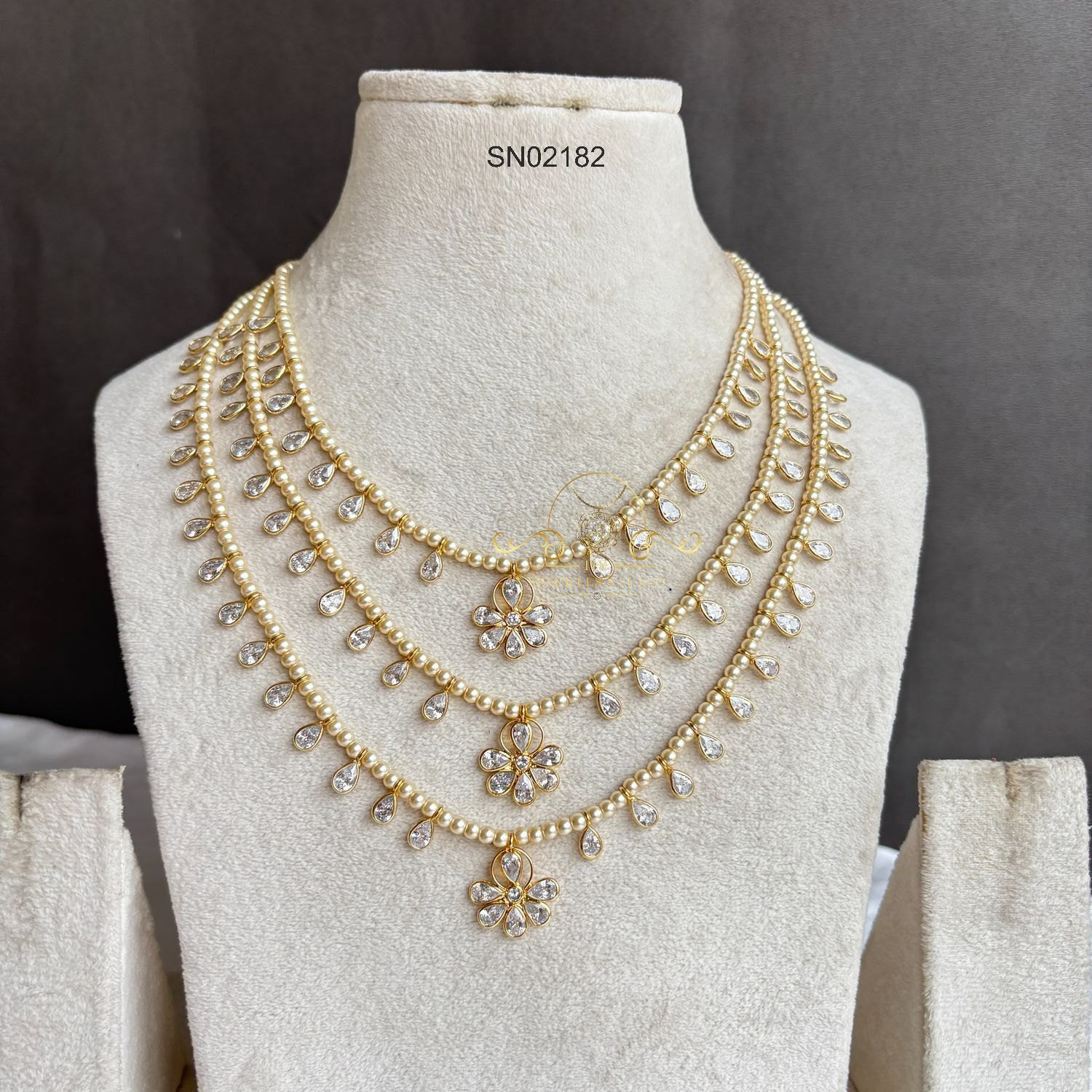 2182_1.webp Three Line Pearl Necklace